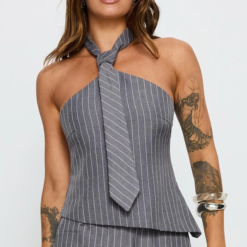 PRINCESS POLLY HALTER NECK TIE TOP